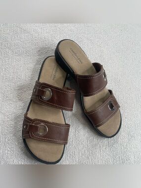 comfort plus by Predictions~~ Brown Slide Sandals Size 8.5 W- Weekender